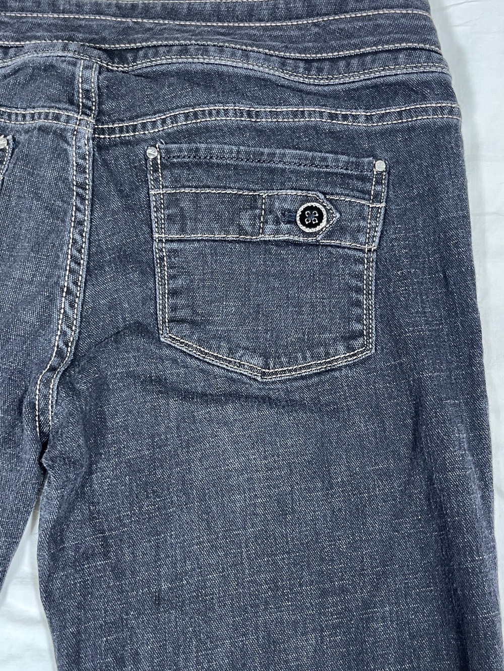 White House Black Market Blanc Flare Jeans Black Dark Wash Woman’s Size 4S - Picture 13 of 15